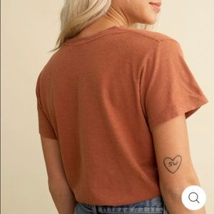 SOLD - 🌿🇺🇸 NWOT Jungmaven Lorel Tee